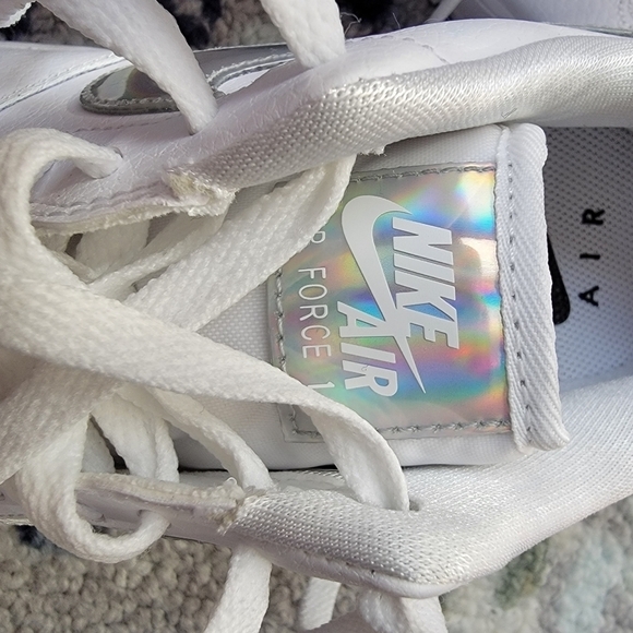 Nike Air Force 1 Low Iridescent Swoosh size 9.5 NWOT - Picture 7 of 10